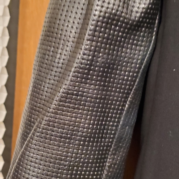 COPY - Rag & Bone Textured Leather Jacket - Picture 4 of 4